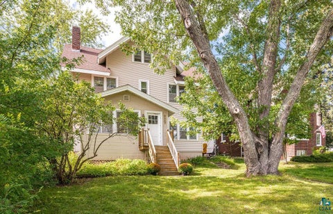 Photo of 2327 E 4th St, Duluth, MN 55812 (MLS # 6127900)