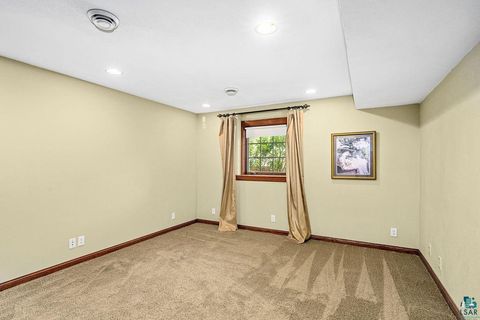 Tiny photo for 2827 Parkwood Ln, Duluth, MN 55811 (MLS # 6126959)