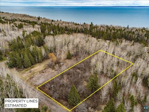 Photo of 3839 Brighton St, Duluth, MN 55804 (MLS # 6124887)