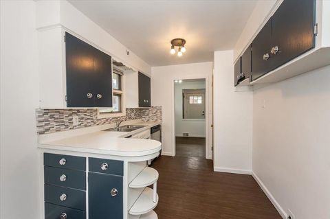 Tiny photo for 1205 W Arrowhead Rd, Duluth, MN 55811 (MLS # 6123058)