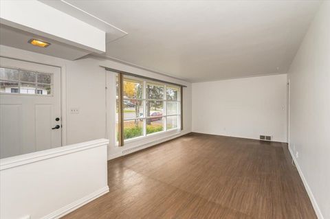 Tiny photo for 1205 W Arrowhead Rd, Duluth, MN 55811 (MLS # 6123058)