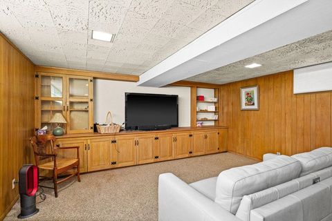 Tiny photo for 110 N 36th Ave E, Duluth, MN 55804 (MLS # 6123714)