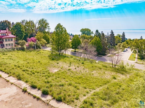 Tiny photo for xxx E 2nd St, Duluth, MN 55812 (MLS # 6117537)