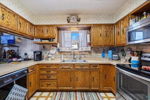 Tiny photo for 401 E Sheridan St, Ely, MN 55731 (MLS # 6124235)
