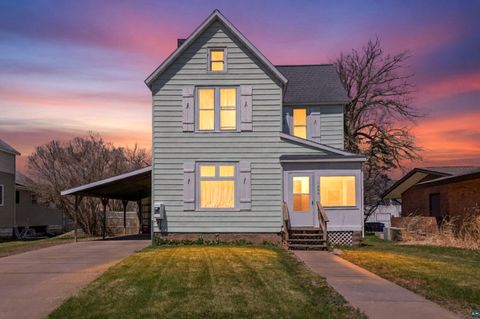 1009 Main St W Ashland WI 54806