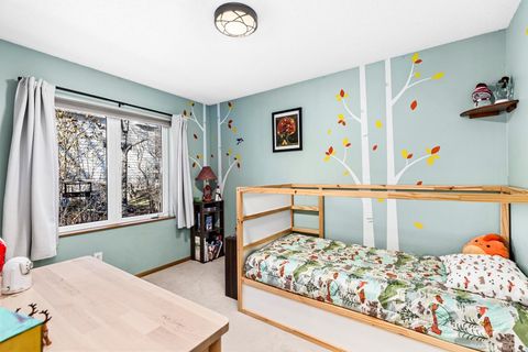 Tiny photo for 535 Glenwood St, Duluth, MN 55803 (MLS # 6122915)