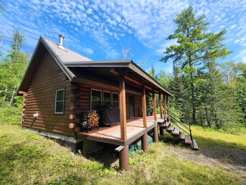 Photo of 3860 Arrowhead Tr, Hovland, MN 55606 (MLS # 6127612)