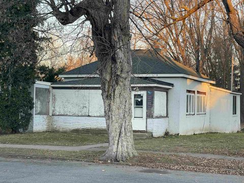 Photo of 210 N Cedar St, Onamia, MN 56359 (MLS # 6123054)