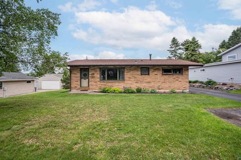 Tiny photo for 324 Hawkins St, Duluth, MN 55811 (MLS # 6126147)