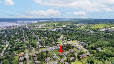 Tiny photo for 324 Hawkins St, Duluth, MN 55811 (MLS # 6126147)