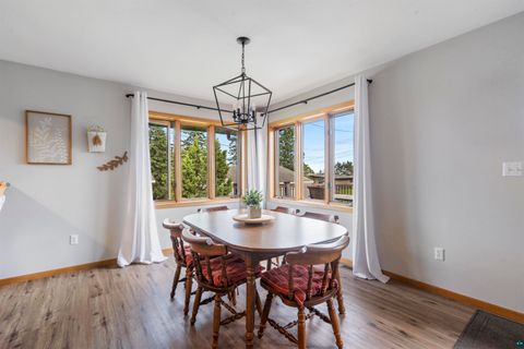 Tiny photo for 324 Hawkins St, Duluth, MN 55811 (MLS # 6126147)