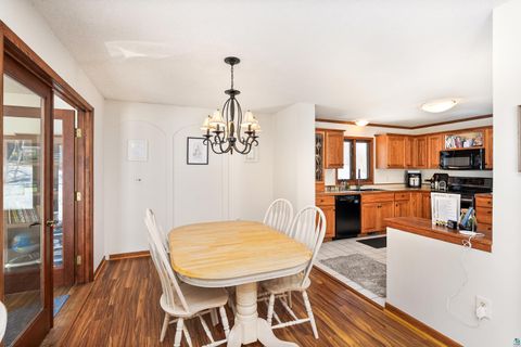 Tiny photo for 4870 Woodridge Dr, Hermantown, MN 55811 (MLS # 6124198)