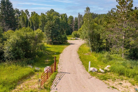 Photo of 8440 N Hayland Rd, Embarrass, MN 55732 (MLS # 6127175)