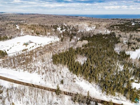 Photo of 7 Hawk Hill Rd, Knife River, MN 55609 (MLS # 6124228)
