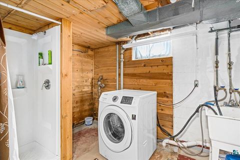 Tiny photo for 1403 N 47th Ave E Ave, Duluth, MN 55804 (MLS # 6124142)