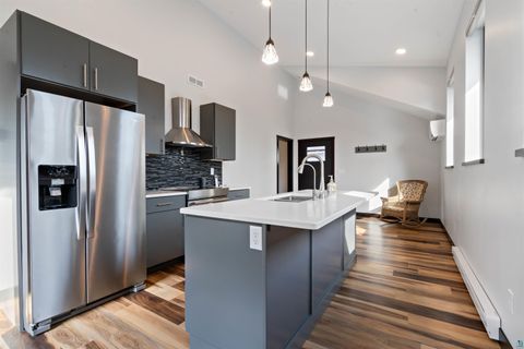 Tiny photo for 5140 Lakewood Rd, Duluth, MN 55804 (MLS # 6124816)