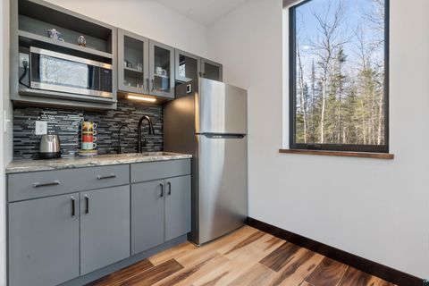 Tiny photo for 5140 Lakewood Rd, Duluth, MN 55804 (MLS # 6124816)