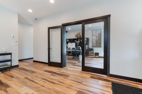 Tiny photo for 5140 Lakewood Rd, Duluth, MN 55804 (MLS # 6124816)