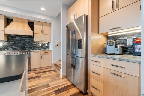 Tiny photo for 5140 Lakewood Rd, Duluth, MN 55804 (MLS # 6124816)