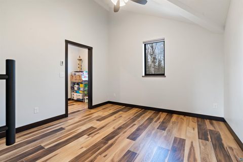 Tiny photo for 5140 Lakewood Rd, Duluth, MN 55804 (MLS # 6124816)