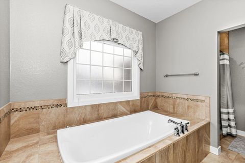 Tiny photo for 2729 Northridge Dr, Duluth, MN 55811 (MLS # 6123147)