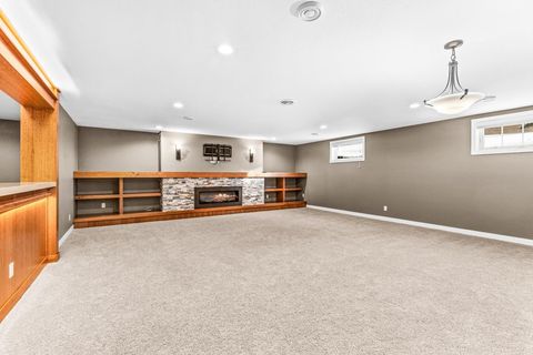 Tiny photo for 2729 Northridge Dr, Duluth, MN 55811 (MLS # 6123147)