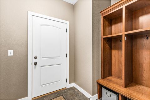 Tiny photo for 2729 Northridge Dr, Duluth, MN 55811 (MLS # 6123147)