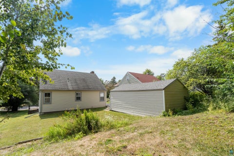 Tiny photo for 5127 Oneida St, Duluth, MN 55804 (MLS # 6127620)
