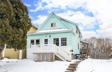 Photo of 328 S 57th Ave W, Duluth, MN 55807 (MLS # 6123114)