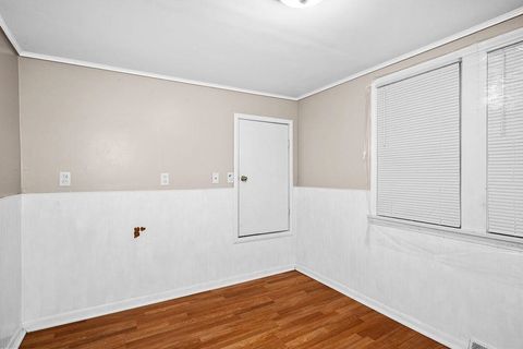 Tiny photo for 328 S 57th Ave W, Duluth, MN 55807 (MLS # 6123114)