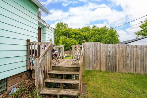 Tiny photo for 328 S 57th Ave W, Duluth, MN 55807 (MLS # 6123114)