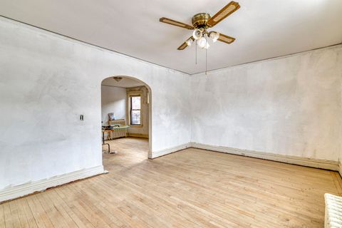 Tiny photo for 23022310 W 3rd St, Duluth, MN 55806 (MLS # 6123538)