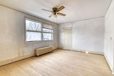 Tiny photo for 23022310 W 3rd St, Duluth, MN 55806 (MLS # 6123538)