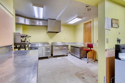 Tiny photo for 23022310 W 3rd St, Duluth, MN 55806 (MLS # 6123538)