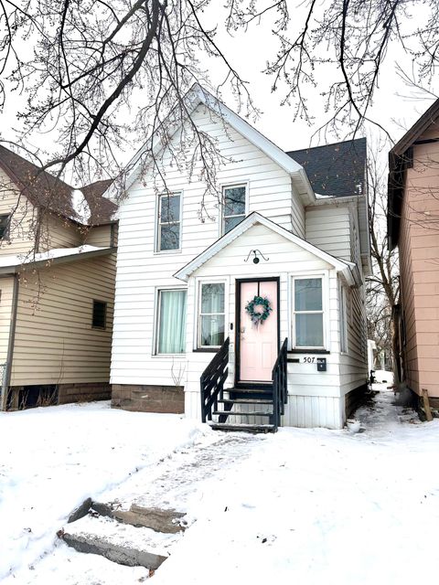 Photo of 507 N 56th Ave W, Duluth, MN 55807 (MLS # 6123624)
