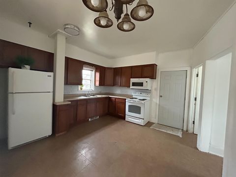 Tiny photo for 619 13th St. South St, Virginia, MN 55792 (MLS # 6122791)