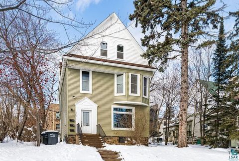 Photo of 1509 Jefferson St, Duluth, MN 55812 (MLS # 6124162)