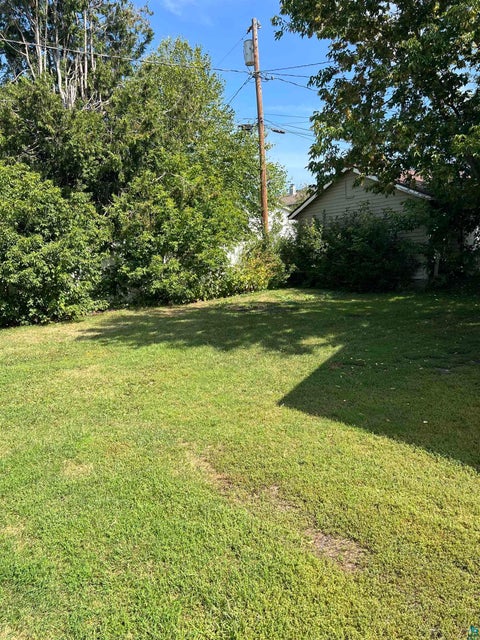 Tiny photo for 215 Walnut Ave, Carlton, MN 55718 (MLS # 6127940)