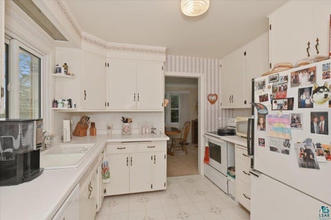 Tiny photo for 426 Ridgewood Rd, Duluth, MN 55804 (MLS # 6127010)