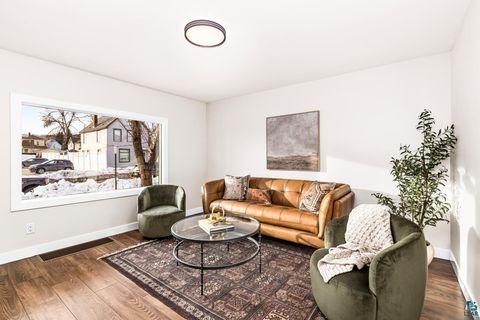 Tiny photo for 608 N 56th Ave W Ave, Duluth, MN 55807 (MLS # 6123855)