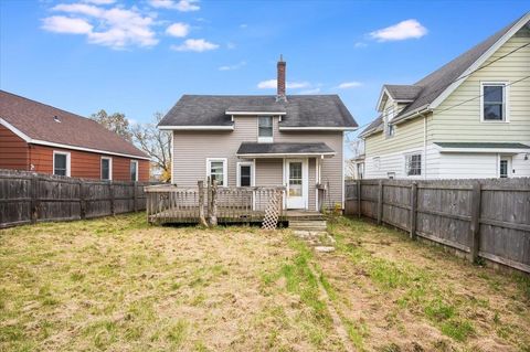 Tiny photo for 4333 W 8th St, Duluth, MN 55807 (MLS # 6122737)