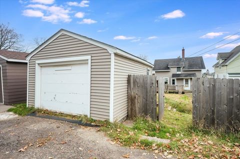 Tiny photo for 4333 W 8th St, Duluth, MN 55807 (MLS # 6122737)