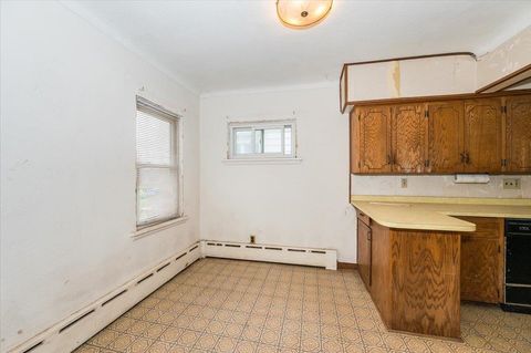 Tiny photo for 4333 W 8th St, Duluth, MN 55807 (MLS # 6122737)