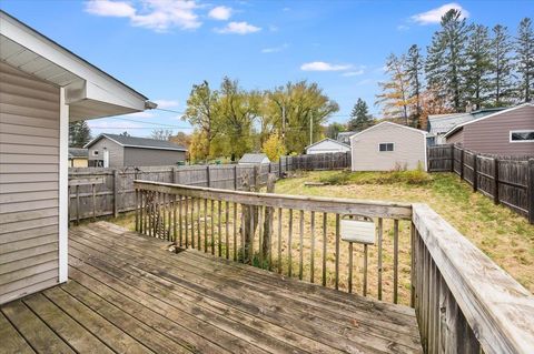 Tiny photo for 4333 W 8th St, Duluth, MN 55807 (MLS # 6122737)