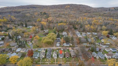 Tiny photo for 4333 W 8th St, Duluth, MN 55807 (MLS # 6122737)