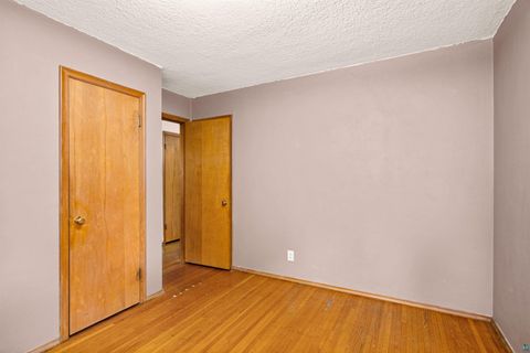 Tiny photo for 2627 W 15th St, Duluth, MN 55806 (MLS # 6125841)