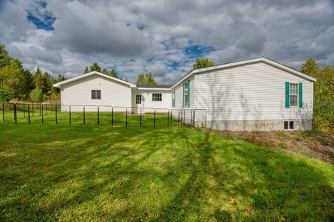 Tiny photo for 221 Deerwood Dr, Gilbert, MN 55741 (MLS # 6123143)