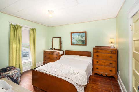 Tiny photo for 2602 W 3rd St, Duluth, MN 55806 (MLS # 6127161)