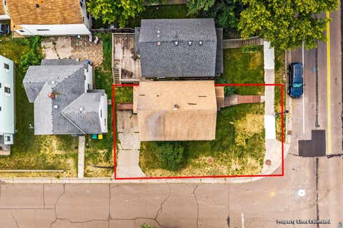 Tiny photo for 2602 W 3rd St, Duluth, MN 55806 (MLS # 6127161)