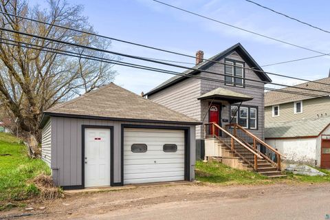 Tiny photo for 21212 E 5th St, Duluth, MN 55805 (MLS # 6125218)